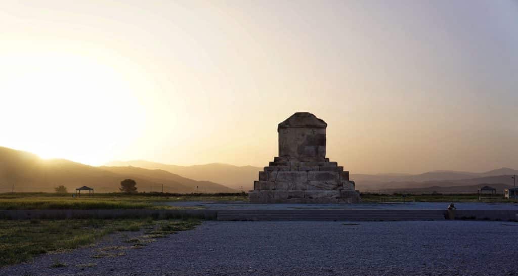 hrobka Kýrose Velkého v Pasargádách, Fárs-Írán, zapsaná na seznamu UNESCO